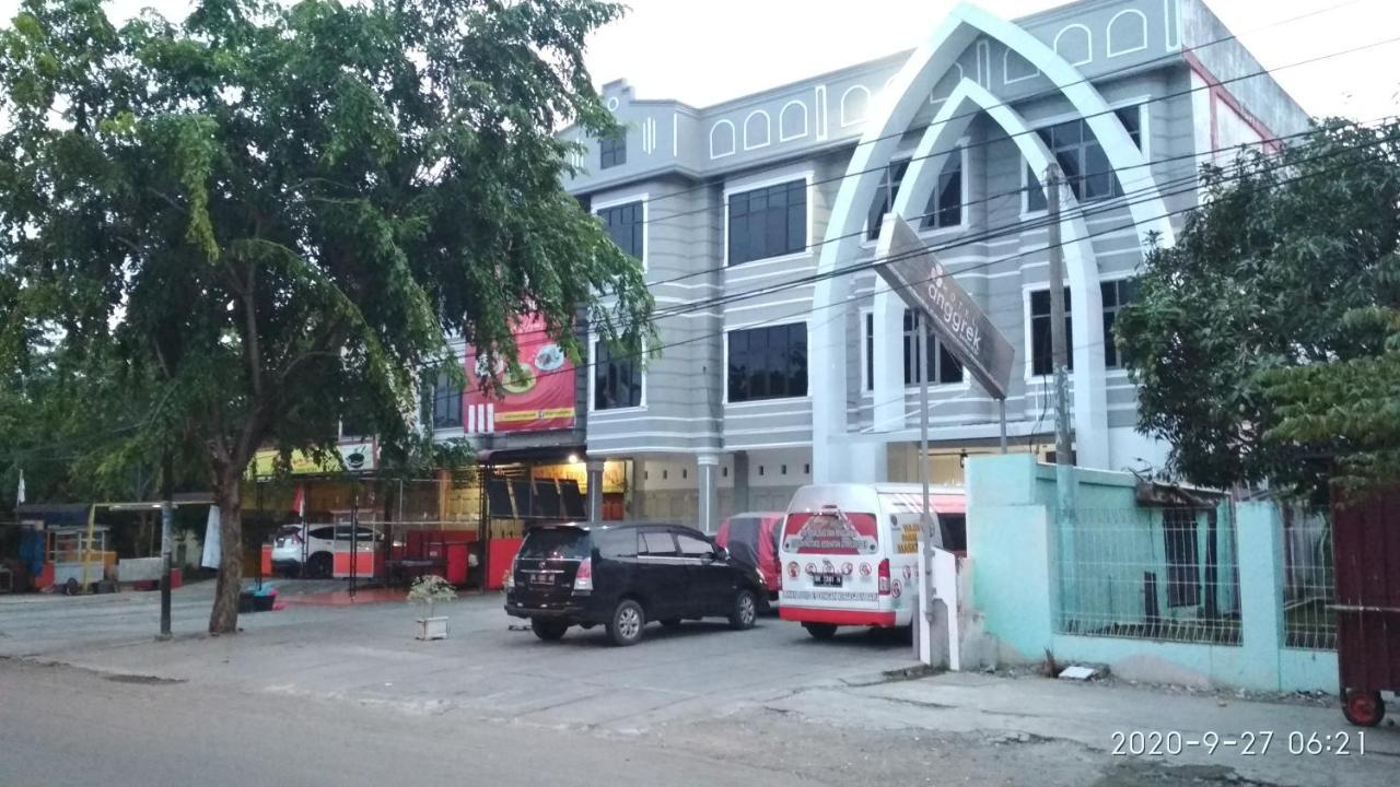Hotel Anggrek Aceh Банда-Ачех Экстерьер фото