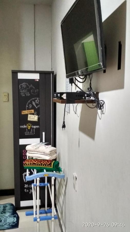 Hotel Anggrek Aceh Банда-Ачех Экстерьер фото